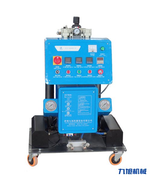 聚氨酯發泡保溫施工設備(圖1) JNJX-Q2600(D)型聚氨酯發泡設備