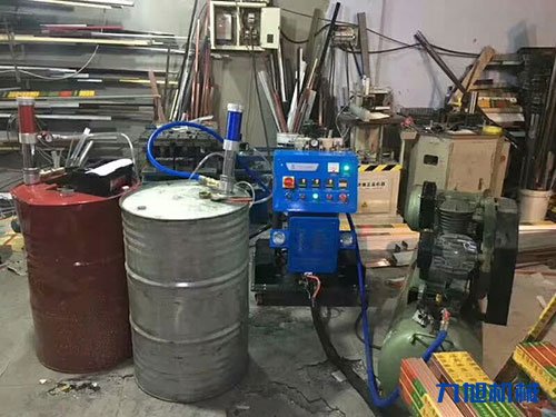 湖南外墻保溫工程聚氨酯設備施工案例(圖2) 湖南外墻保溫工程聚氨酯設備施工案例